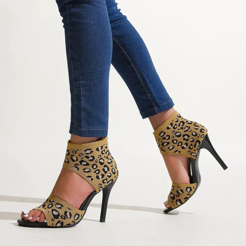🔥New Arrival 2025🔥Women's Stylish Slim Heel Sandals💖Spring sale-49% OFF