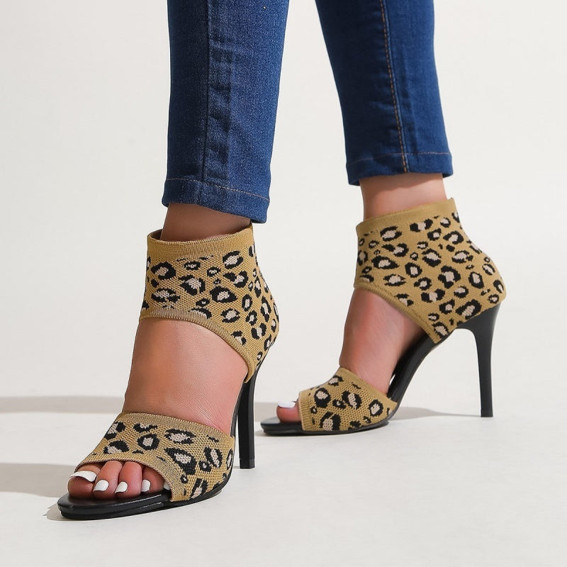 🔥New Arrival 2025🔥Women's Stylish Slim Heel Sandals💖Spring sale-49% OFF